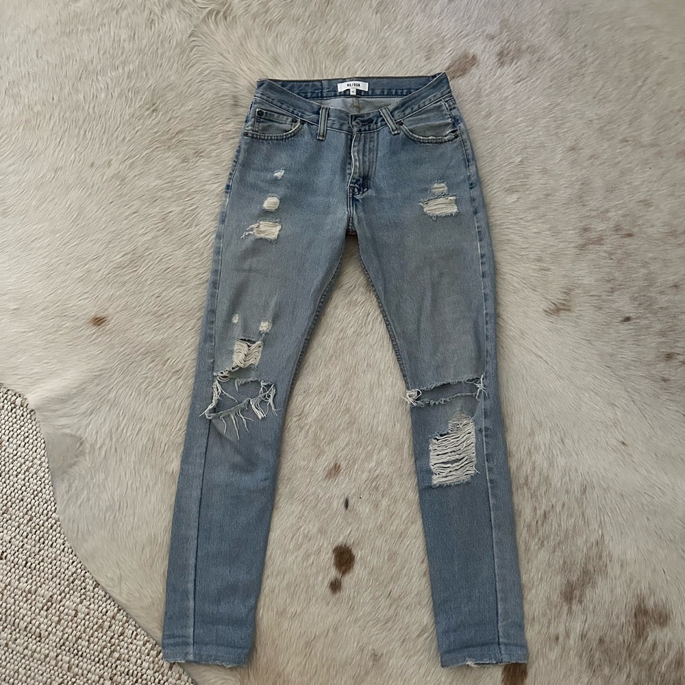 Original RE/DONE vintage Levi’s! Size 25